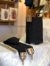 Lana Premium Exclusive Negra Mediana 28 x 24